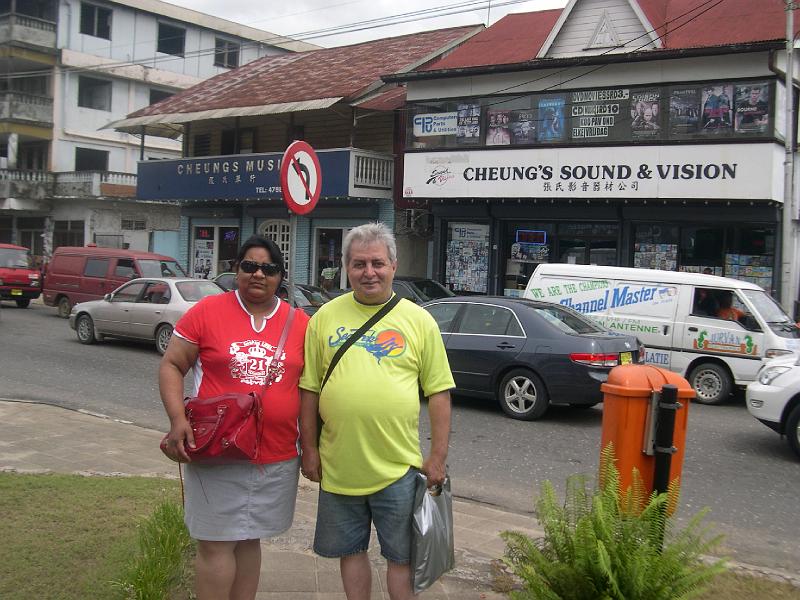 Paramaribo 003 - music store